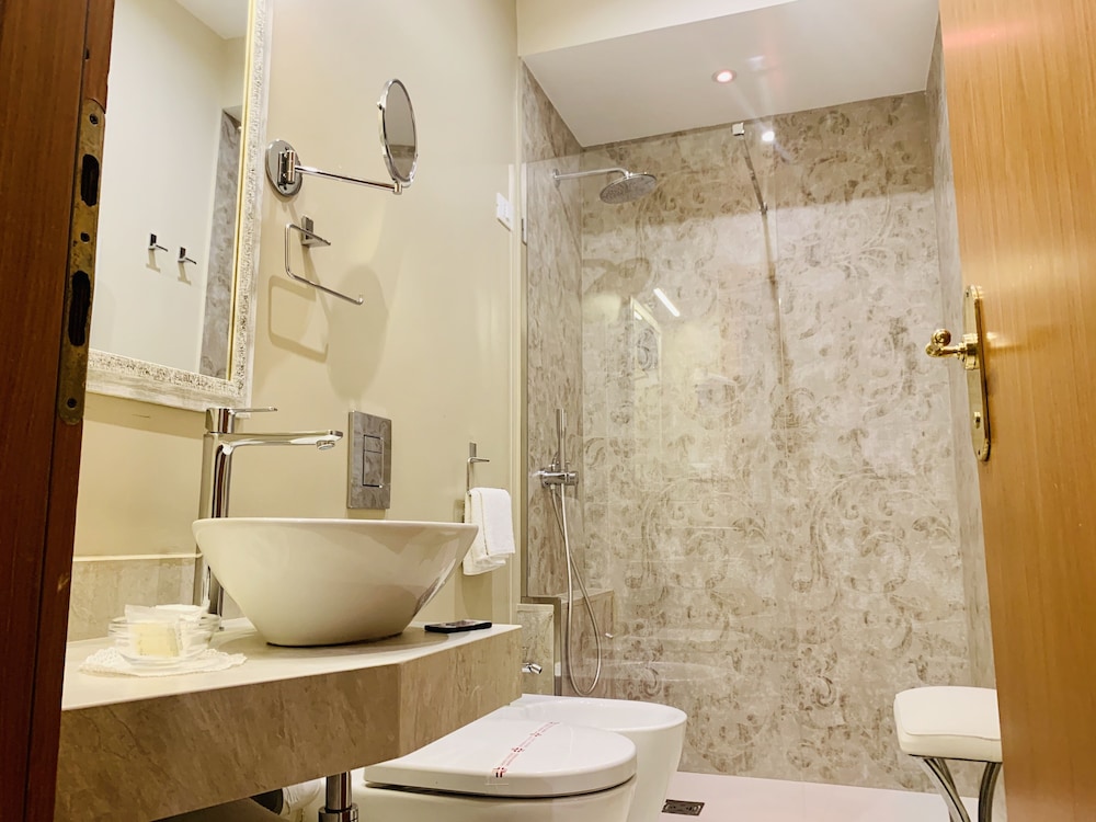 Deluxe Double Room - Photo 5