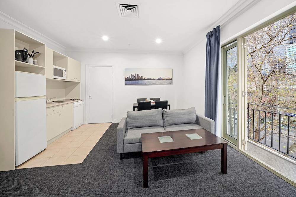 Deluxe Apartment, 2 Bedrooms - Photo 6