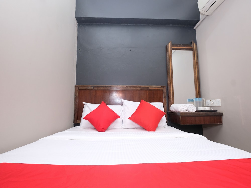 Deluxe Double Room, 1 Queen Bed photo 2