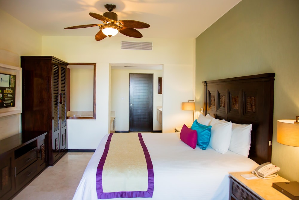 One Bedroom Plus 2 Baths All Inclusive