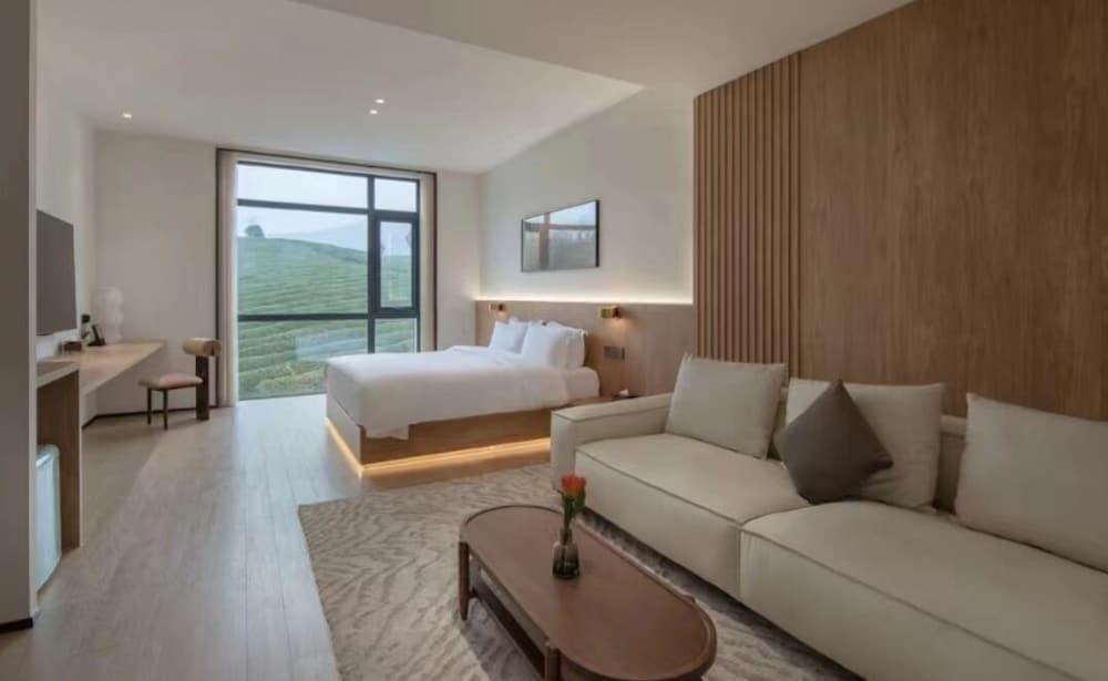 Luxury Double Room, Mountain View