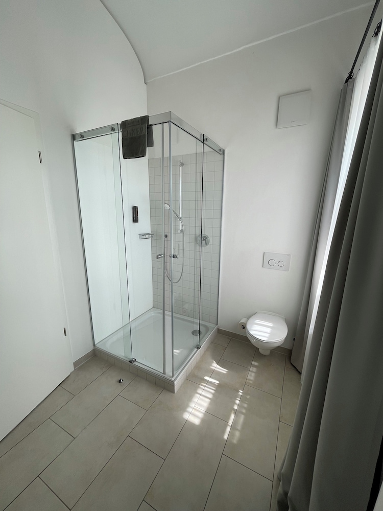 Business Single Room photo 3