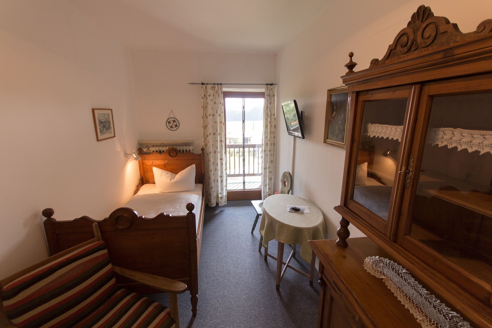 Single Room, Balcony