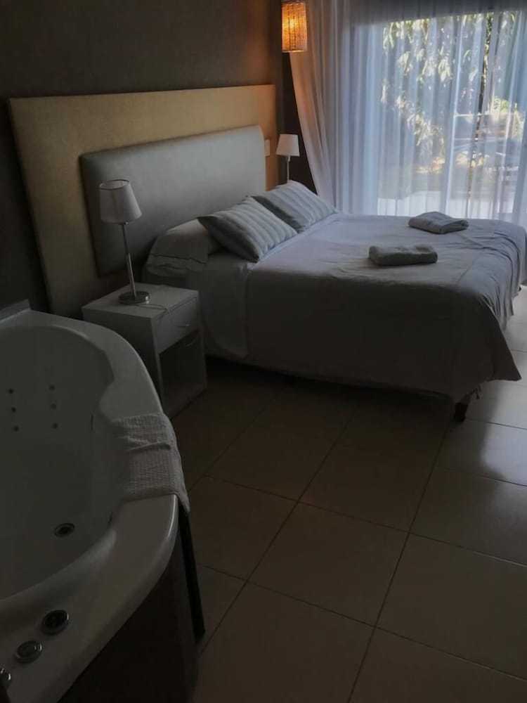 Economy Double Room photo 1