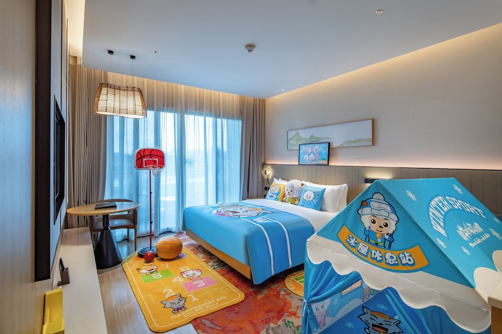 Standard Room, 1 King Bed (Kids Theme) photo 2