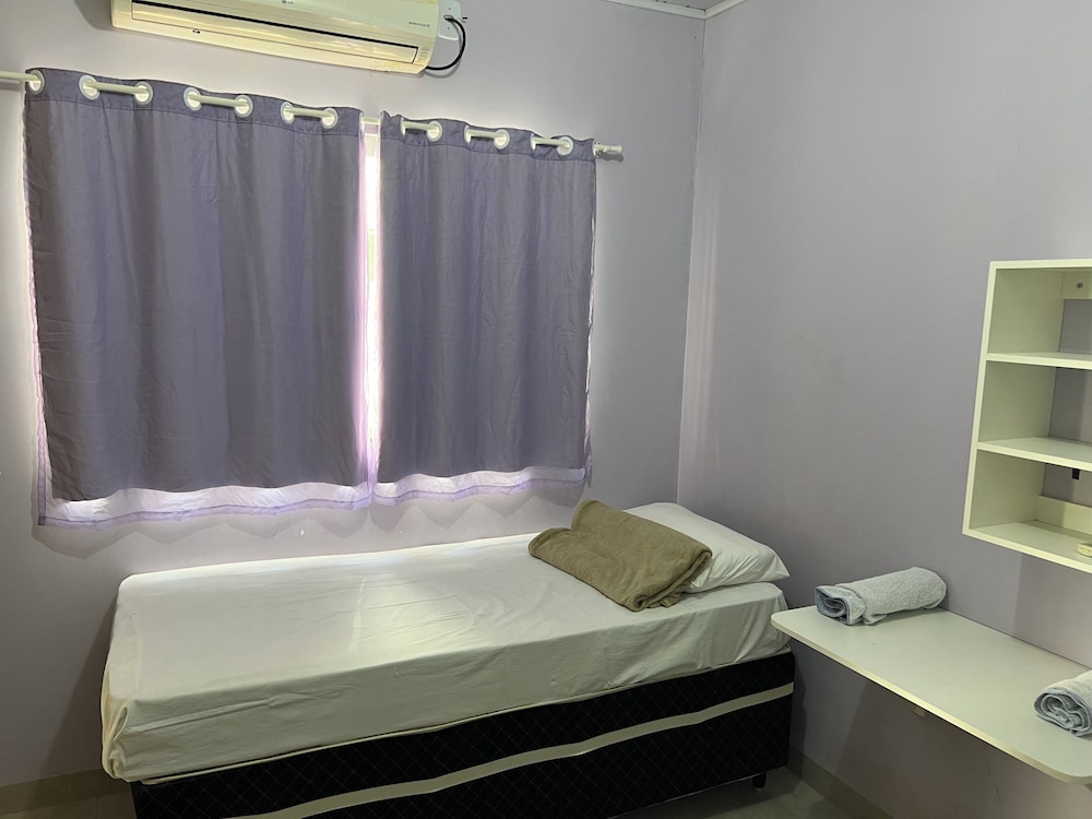 Economy Twin Room photo 1