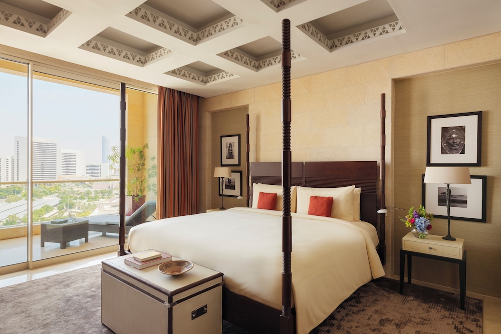 Suite (Landmark - Skyline View) - Photo 13