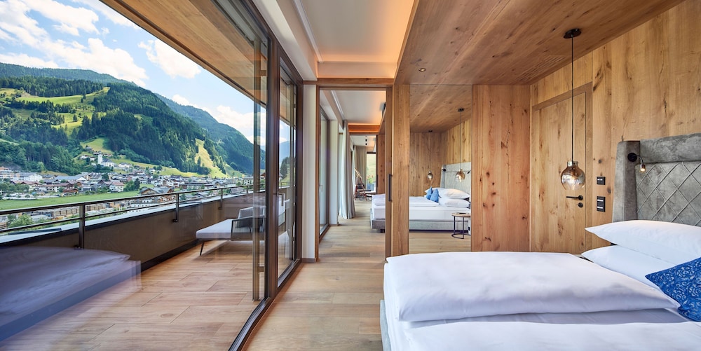 Penthouse Suite