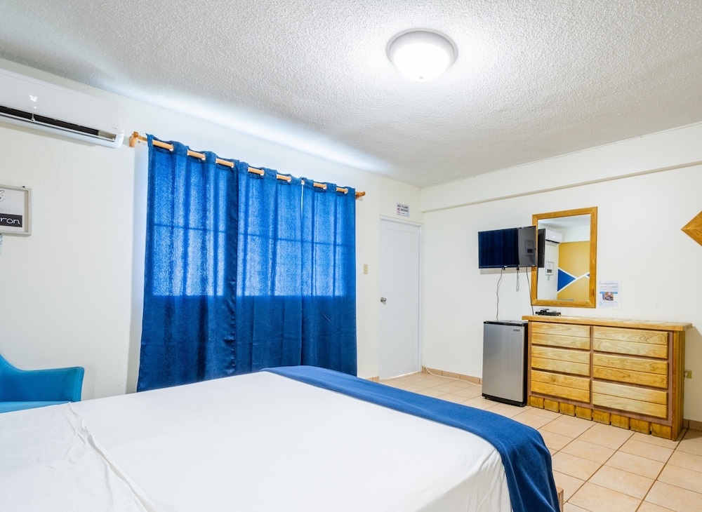 Deluxe Room, Balcony