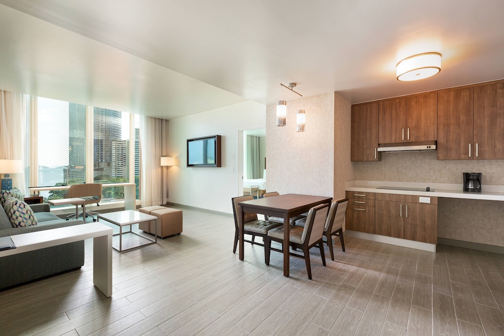 Suite, 1 Bedroom, Ocean View - Photo 4