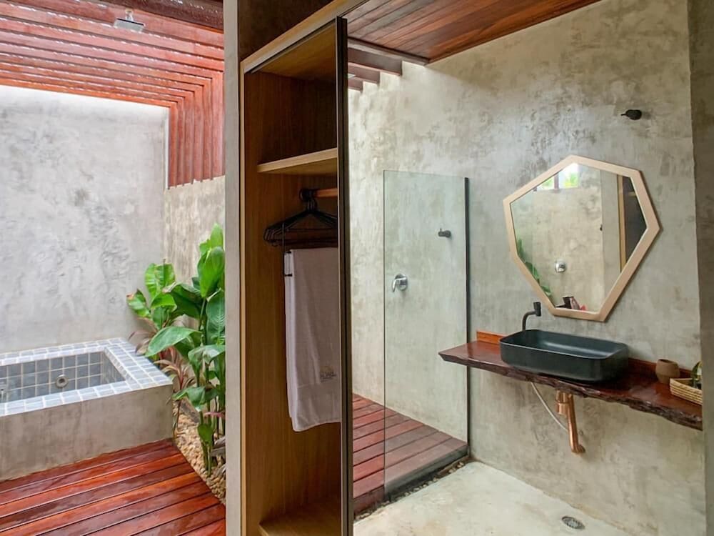 Premium House photo 3