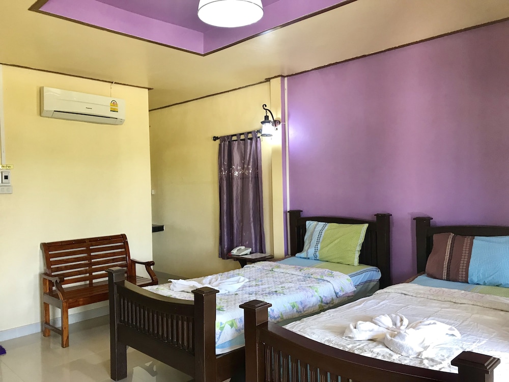 Bungalow, 2 Twin Beds