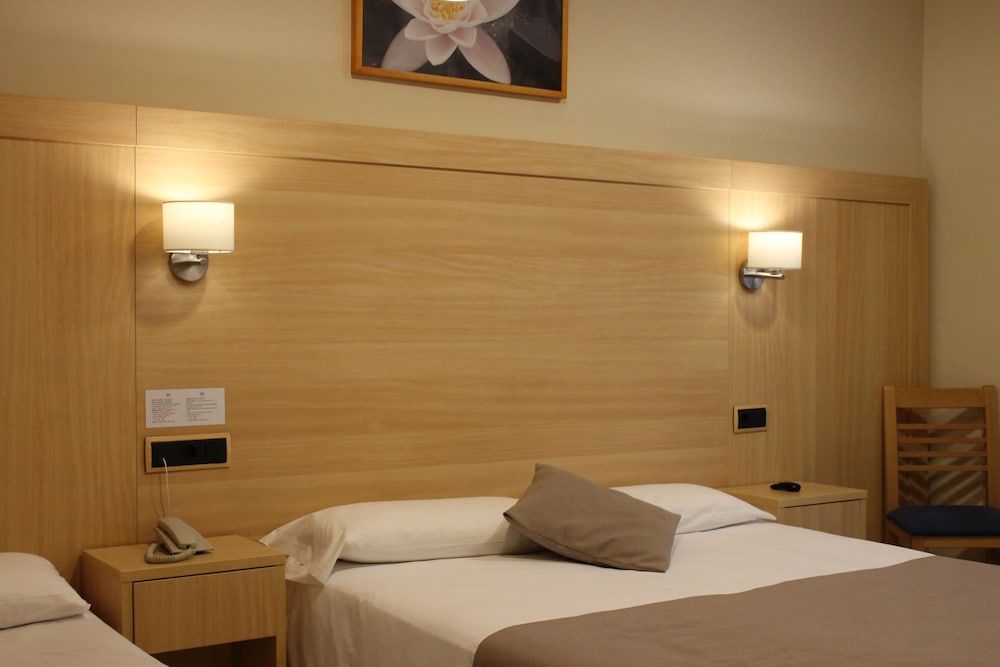 Family Triple Room, Multiple Beds