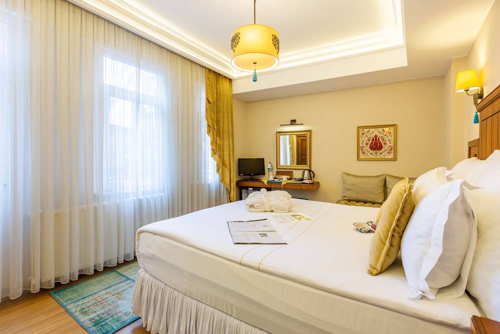 Superior Double Room with Private Hammam 20m2-Annex Building photo 2