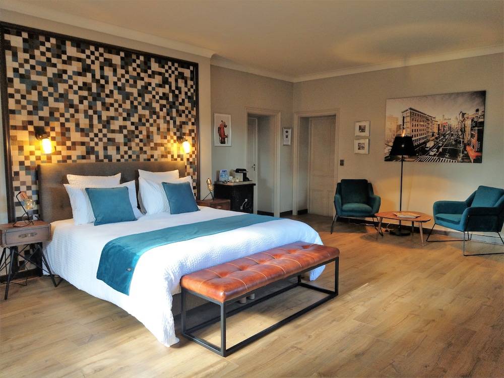 Junior Double or Twin Room, Ensuite, Garden View photo 1