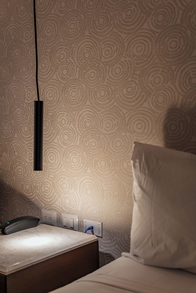 Double Room - Photo 12