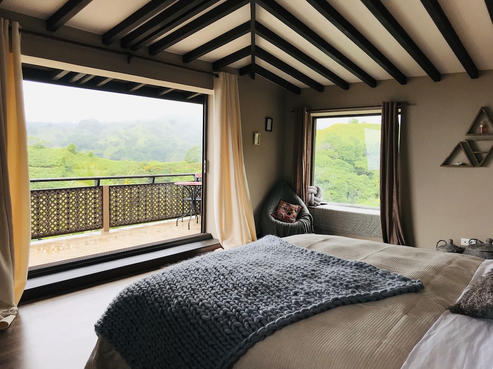 Travel Room photo 2