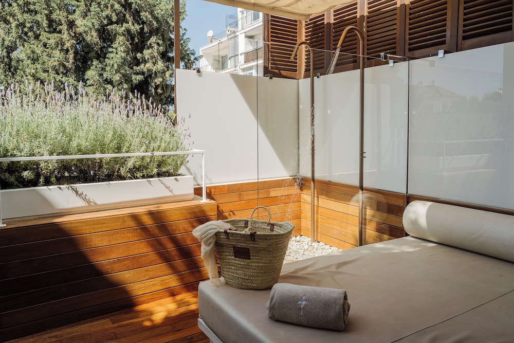 Luxury Suite, Terrace - Photo 10