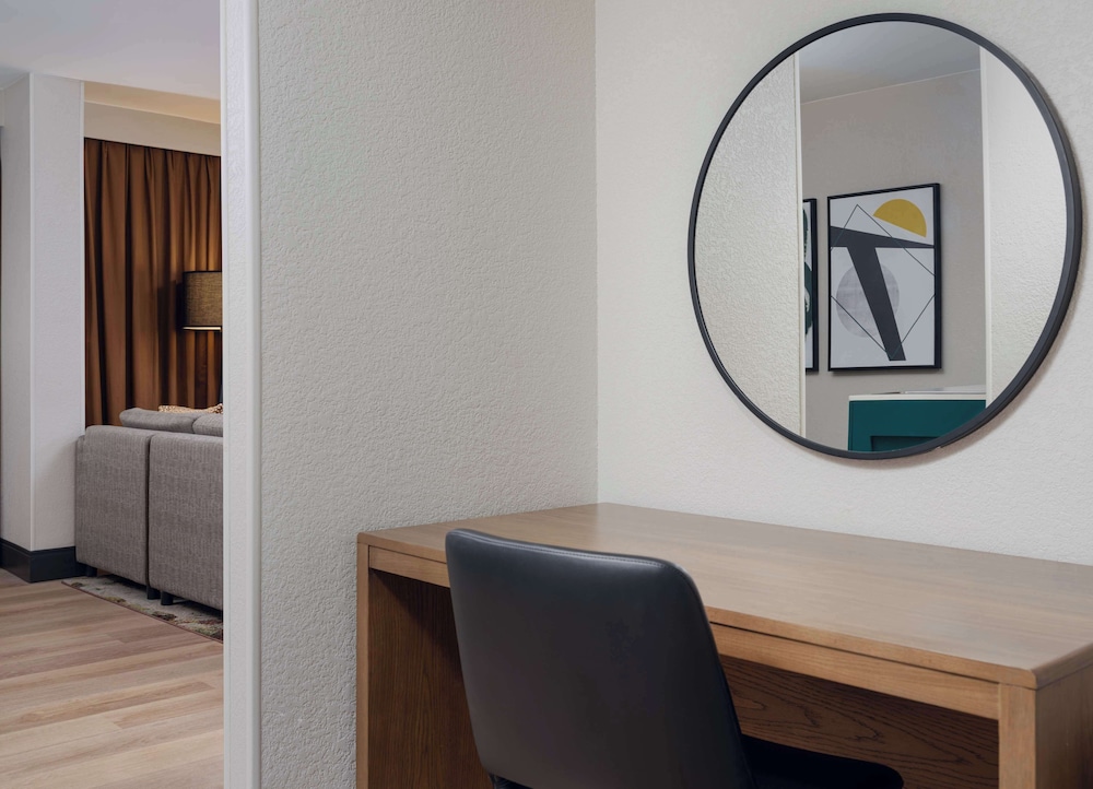 Presidential Suite, 2 Bedrooms, 2 Bathrooms, 1 King and 2 Double Beds
