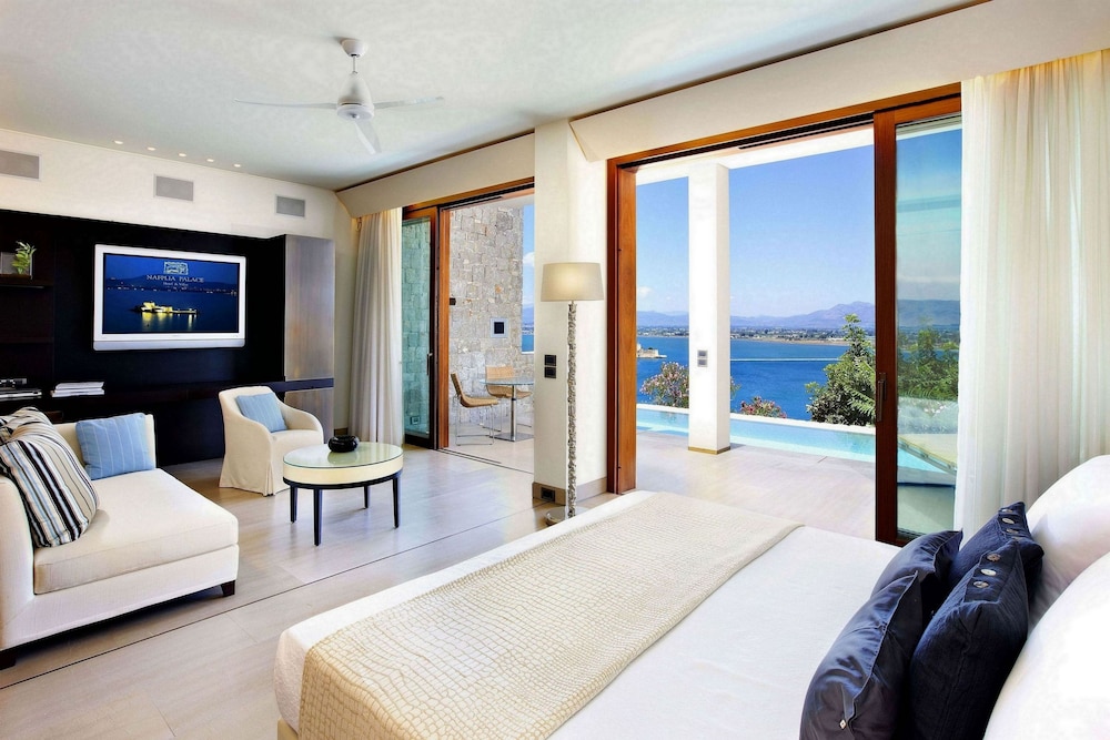 Premier Villa, 1 Bedroom, Private Pool, Sea View - Photo 1