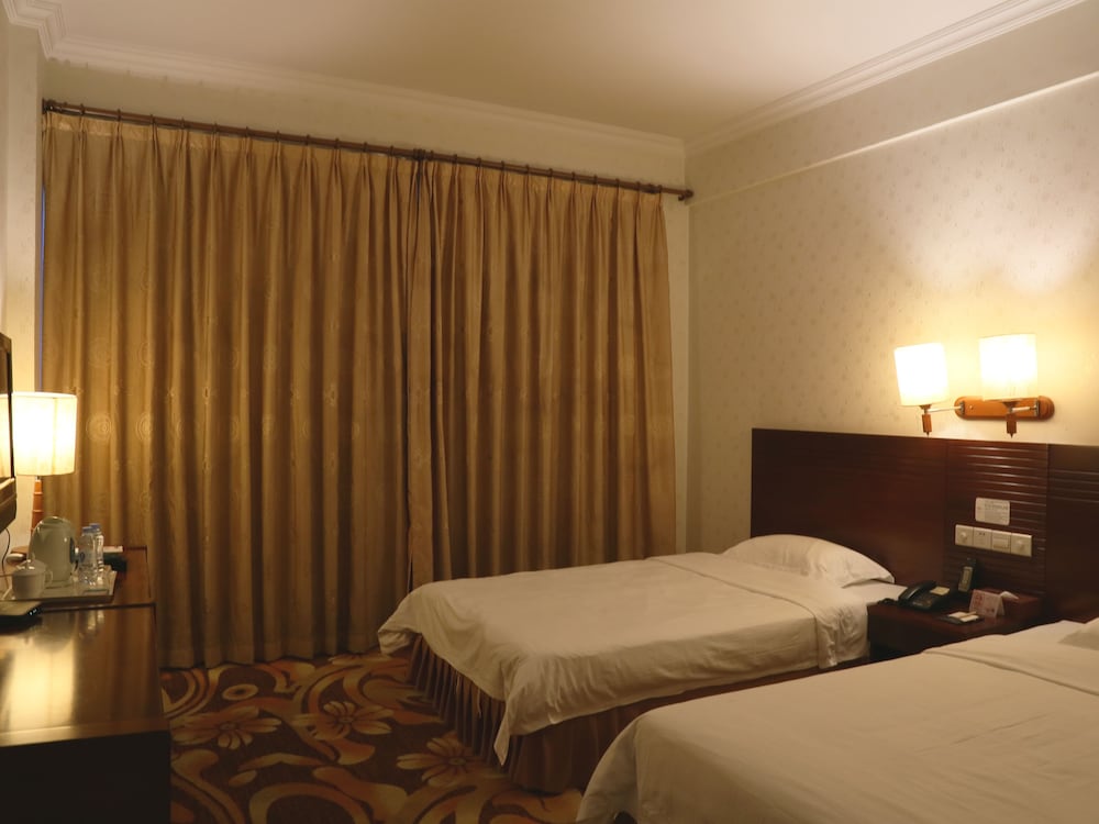 Business Twin Room - Photo 2
