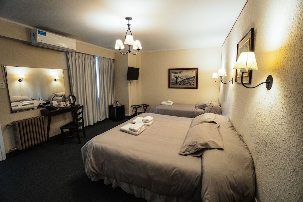 Superior Triple Room photo 2