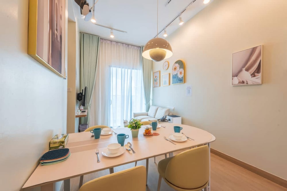 Superior Apartment, 2 Bedrooms, Balcony, City View photo 2