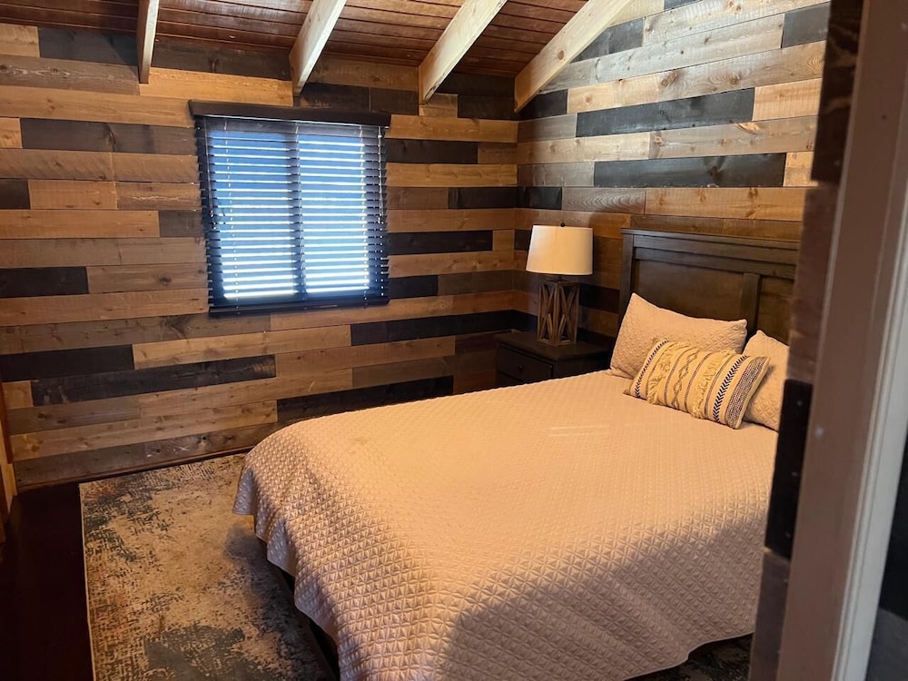Family Cabin photo 1