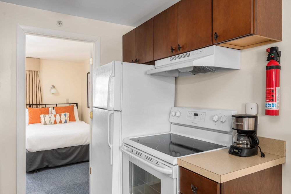 King Suite - Photo 5