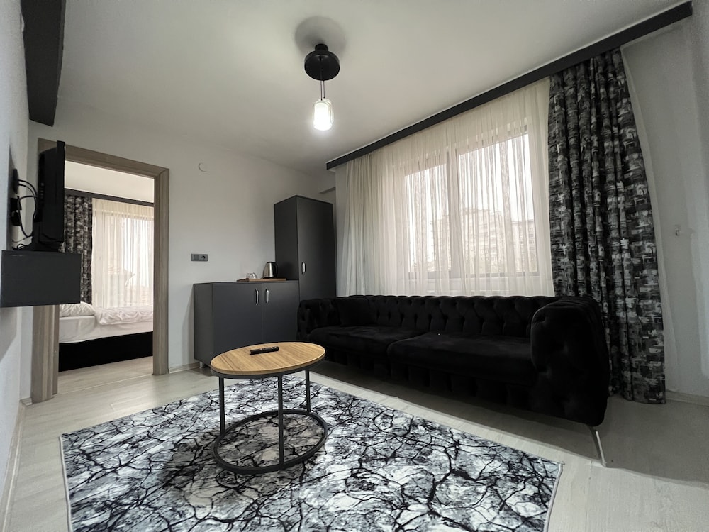 Classic Apartment photo 1
