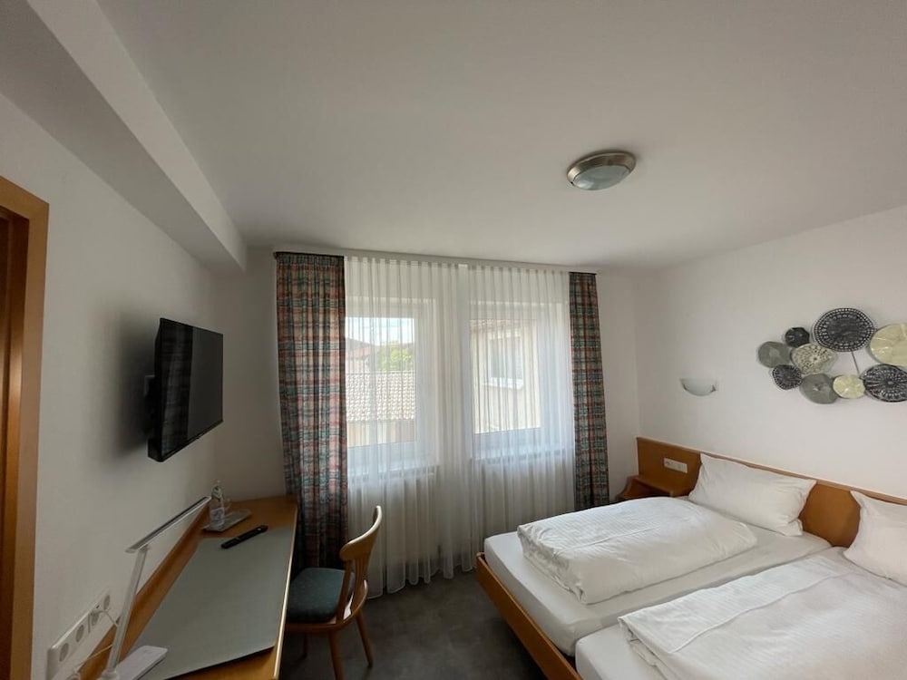 Double Room - Photo 1