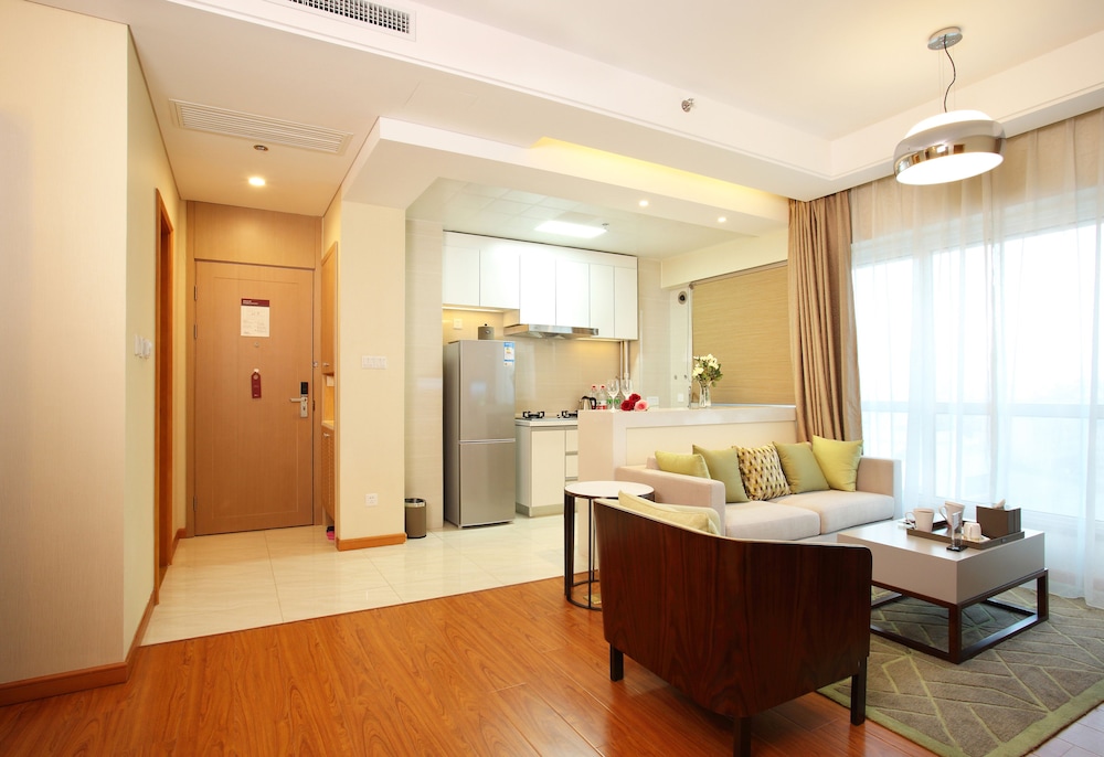 Sunshine Apartment With 2 Bedroom photo 2