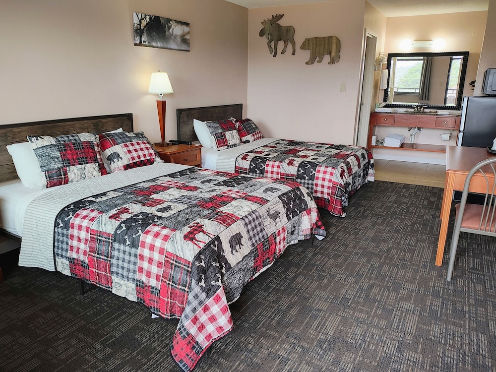 Premium Room, 2 Queen Beds photo 1