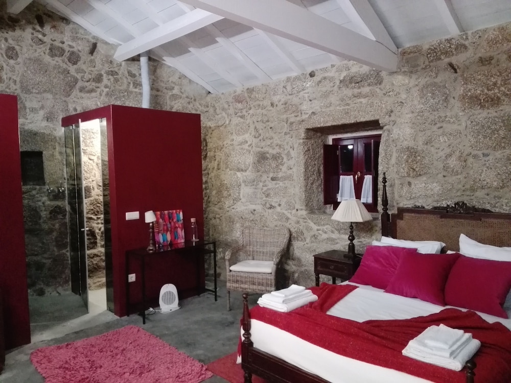 Double or Twin Room, Garden Area (LARANJEIRAS) photo 1