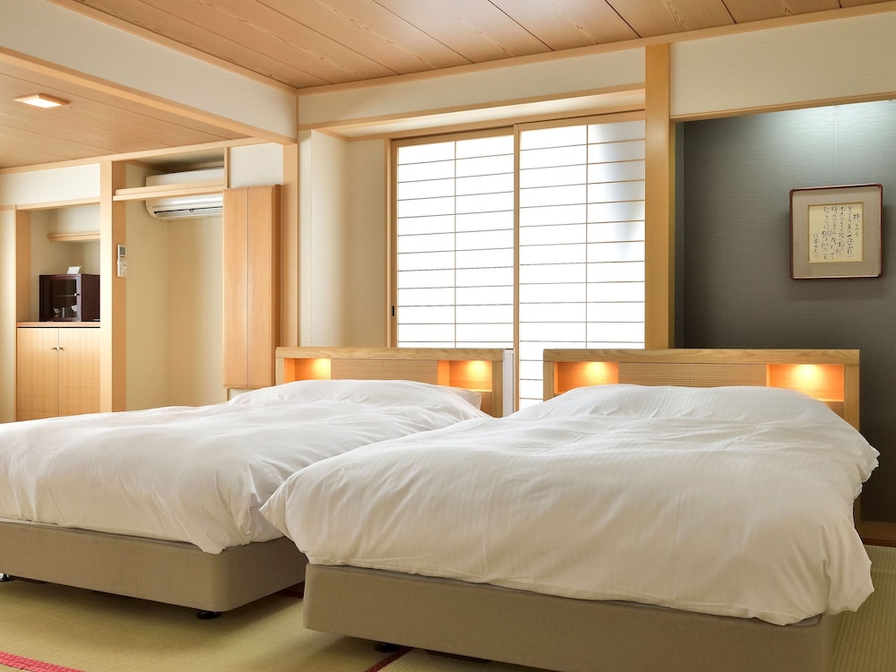 Family Room, 1 Bedroom, Non Smoking, Mountain View photo 2