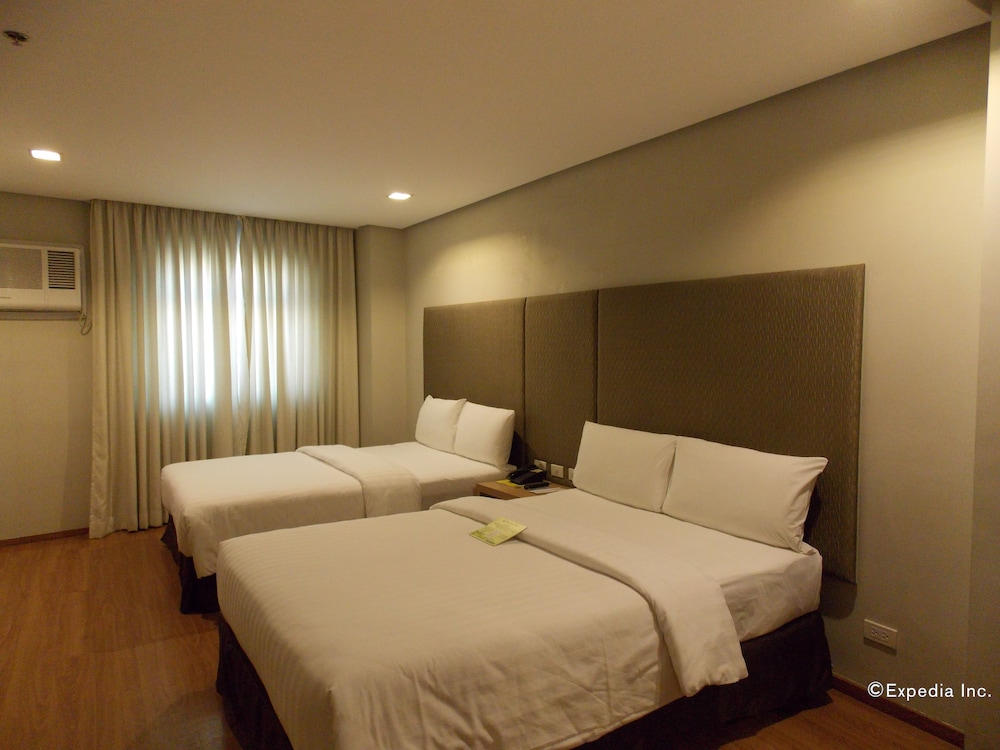 Premier Room