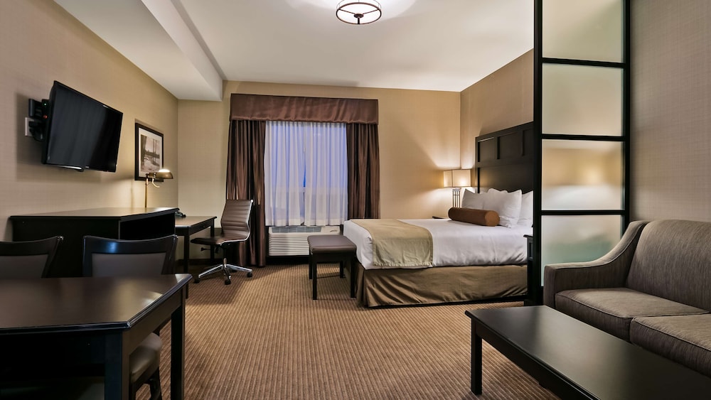 Suite, 1 Queen Bed, Non Smoking, Kitchenette photo 1