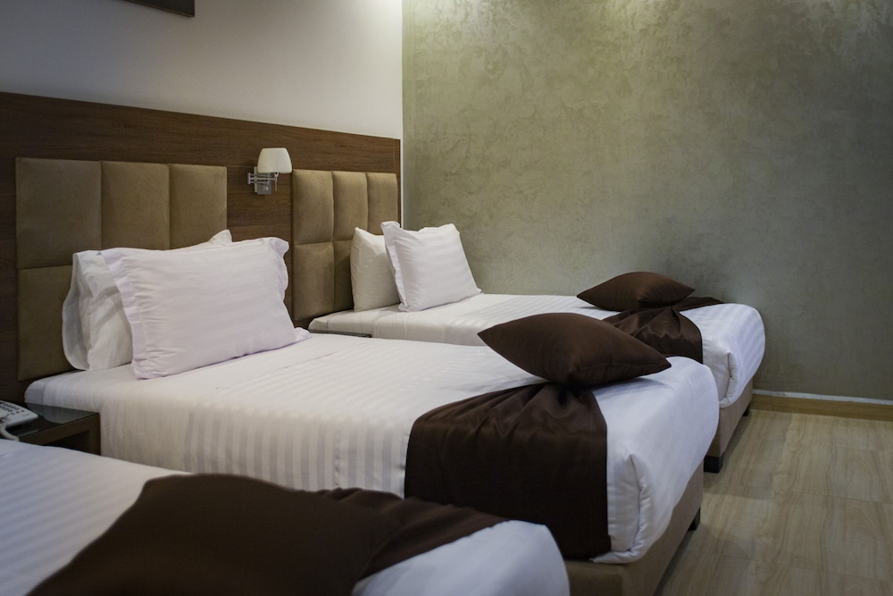 Triple Room - Photo 1