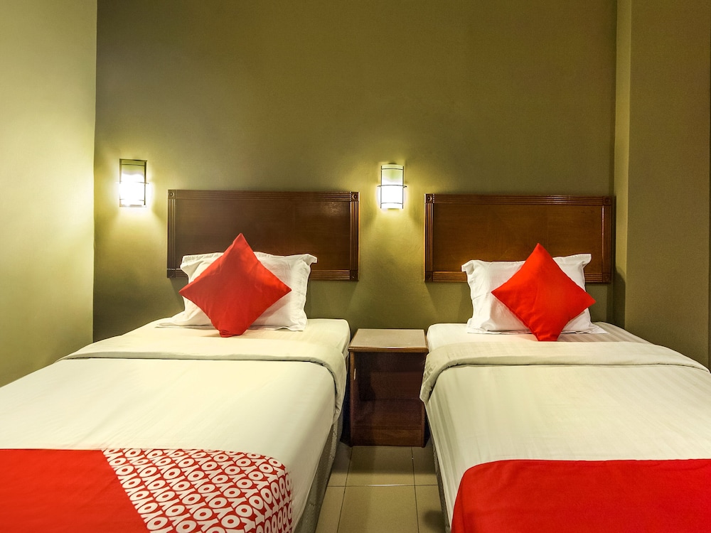 Standard Twin Room - Photo 4