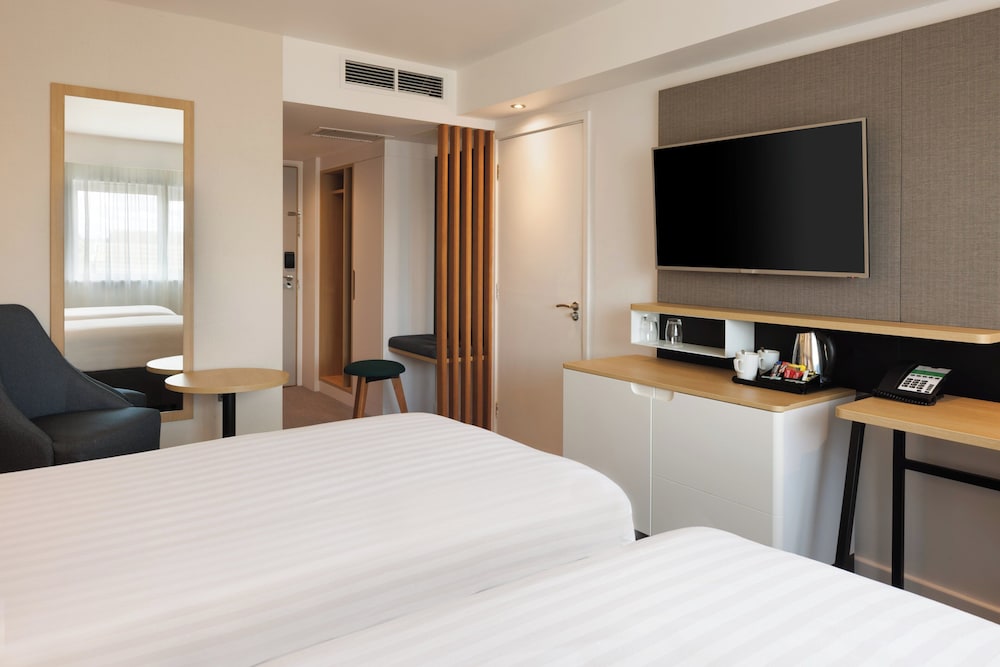 Standard Room - Photo 11