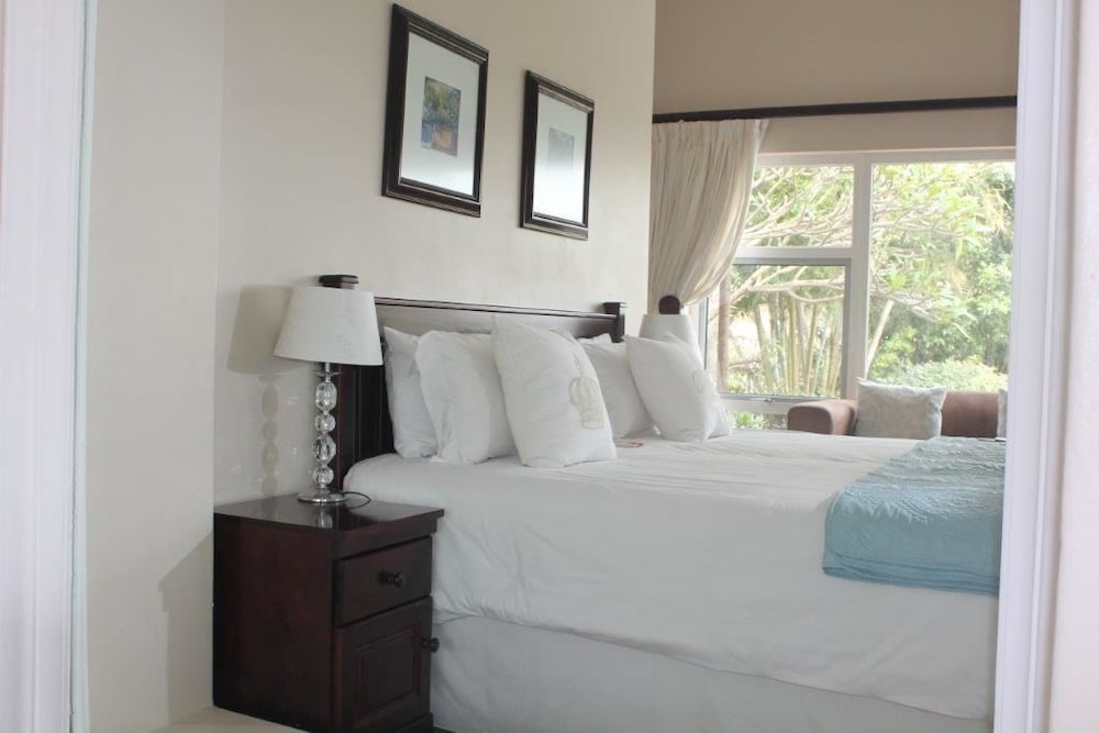 Luxury Double or Twin Room photo 3