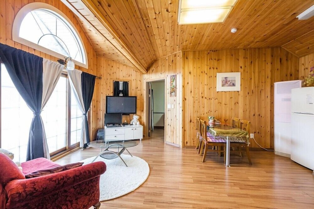 Room (Amor) - Photo 1