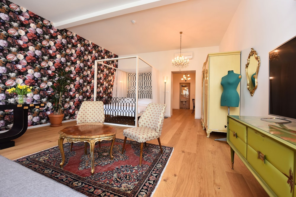 Superior Studio, 1 Bedroom (1st.floor)