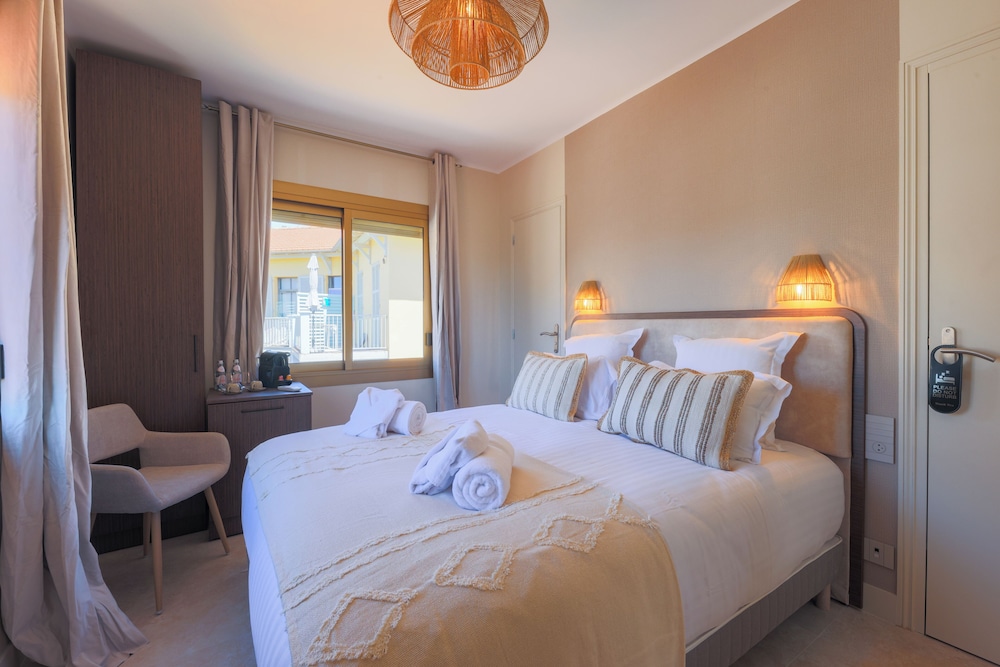 Basic Double Room