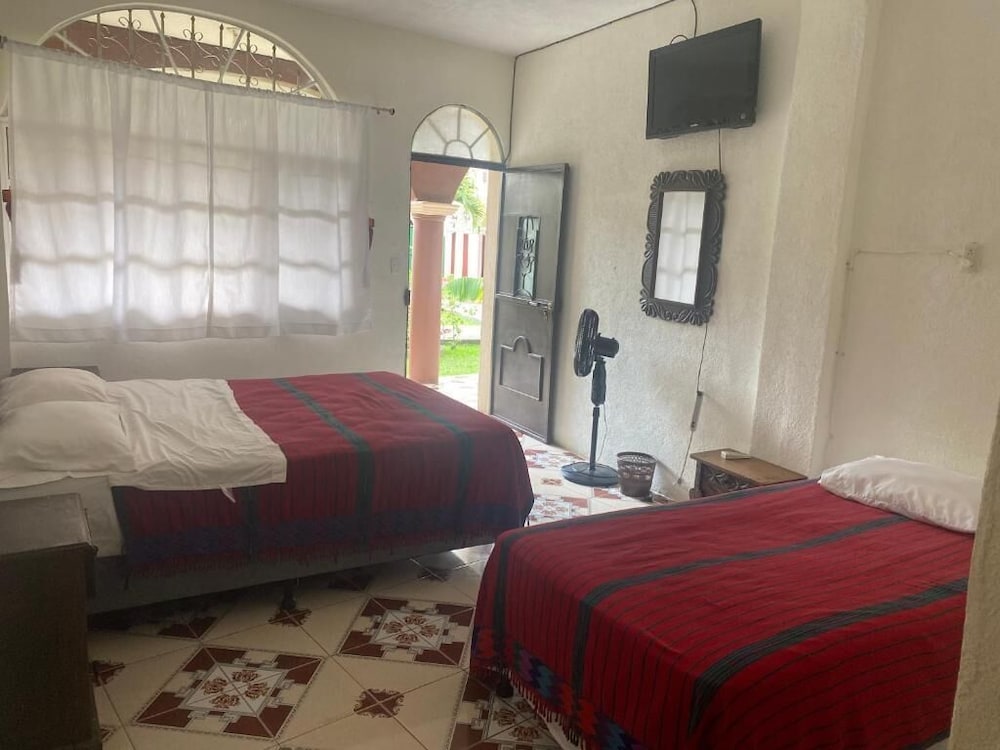Standard Double Room, 2 Twin Beds, Non Smoking photo 1