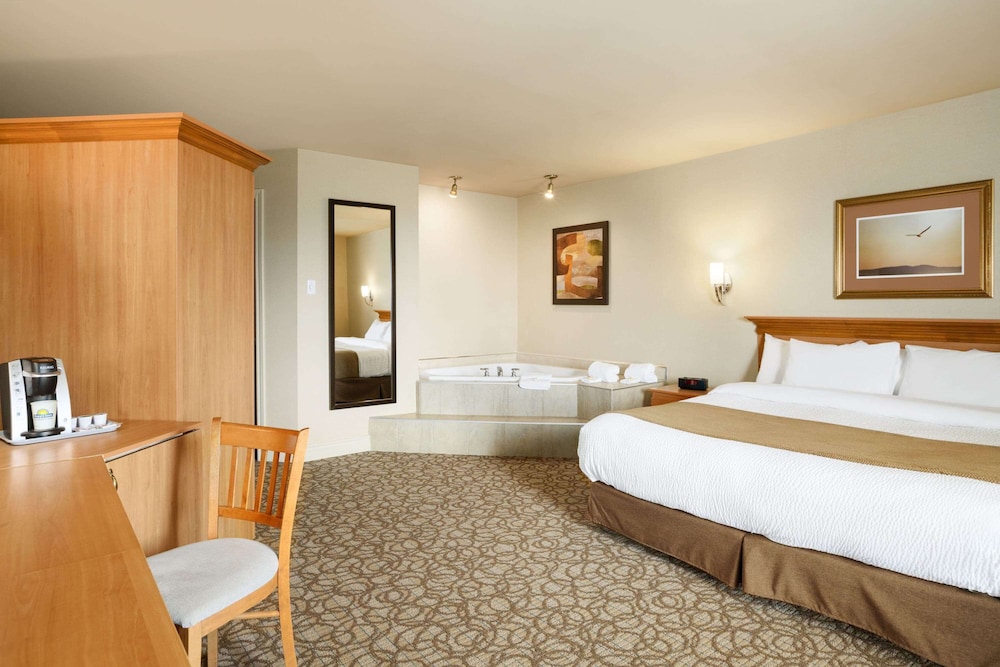 Room, Multiple Beds, Non Smoking, Balcony (Balcony) photo 1