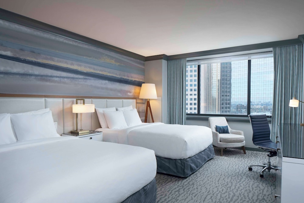 Deluxe Room, 2 Queen Beds, City View - Photo 2