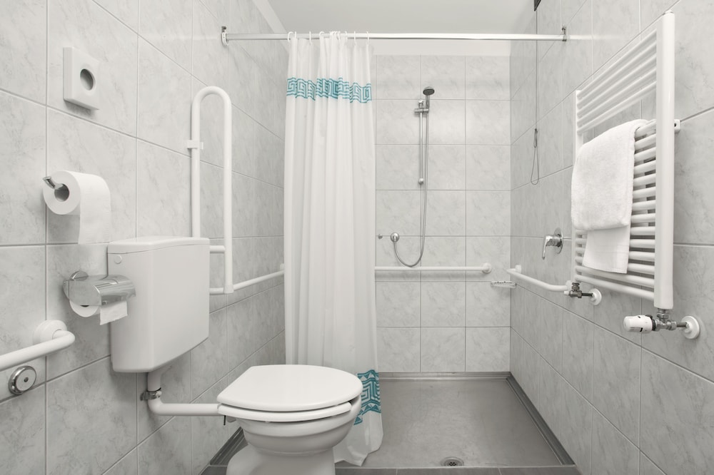 Deluxe Double or Twin Room, Lake View - Photo 5