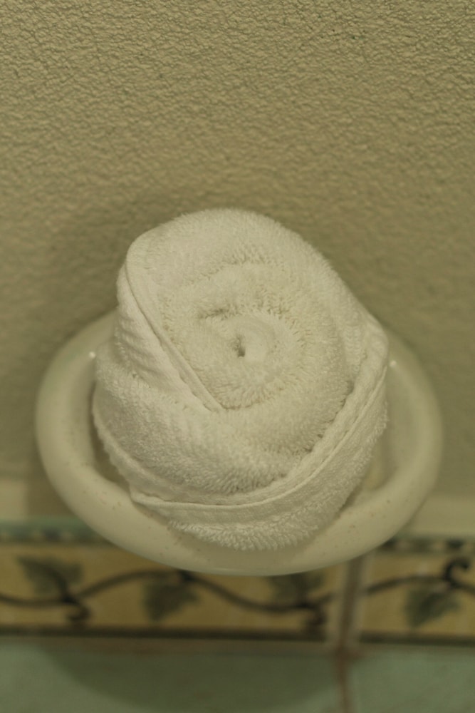 Honeymoon Room photo 2