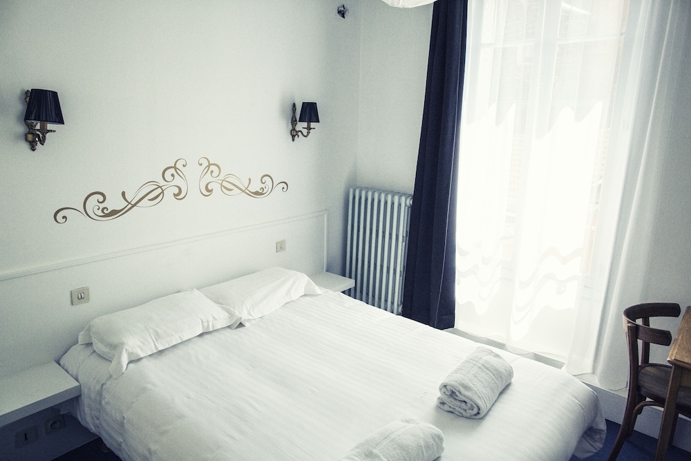 Standard Double Room photo 3